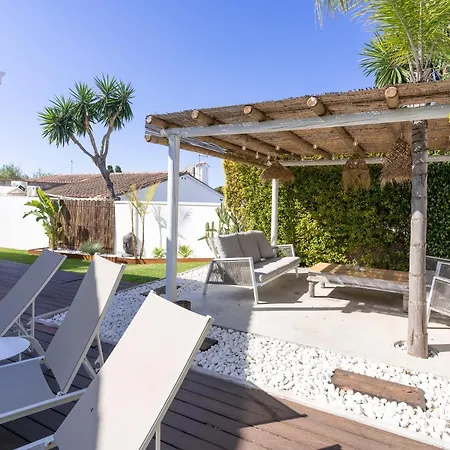 Madrugada, Beachside In Costabella * ماربيا